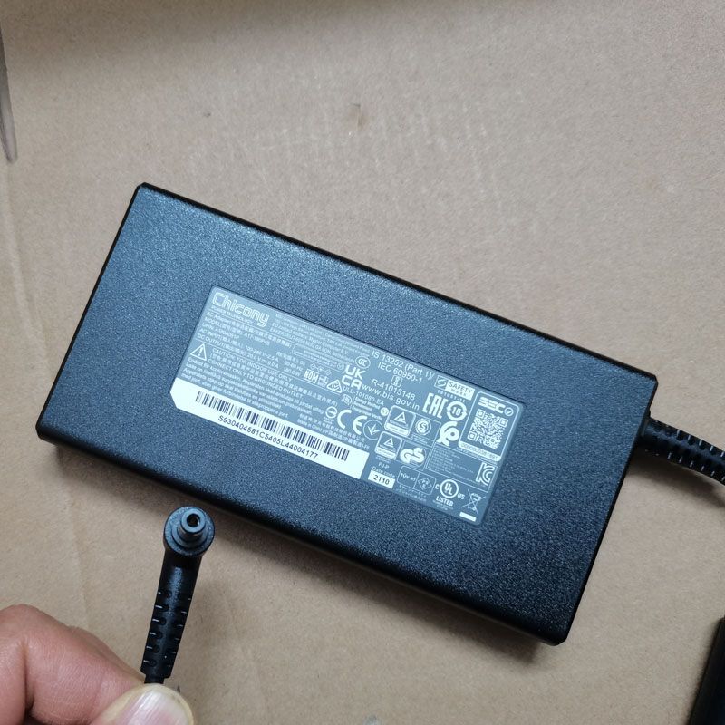 NEW OEM Slim Chicony 20.0V 9.0 - مراجعة Pc Gaming Msi وسعره