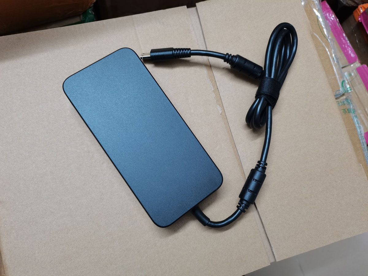 NEW OEM Delta 20.0V 14.0A 280. - مراجعة Pc Gaming Msi وسعره